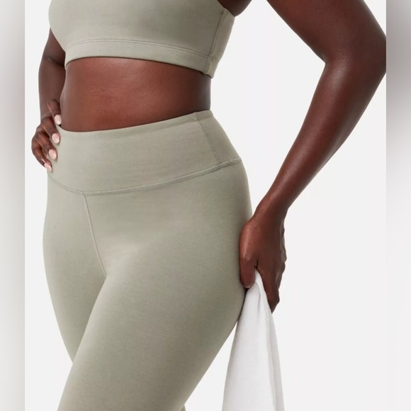 NWT MATE the Label Organic Stretch Biker Shorts Sage - Picture 2 of 3